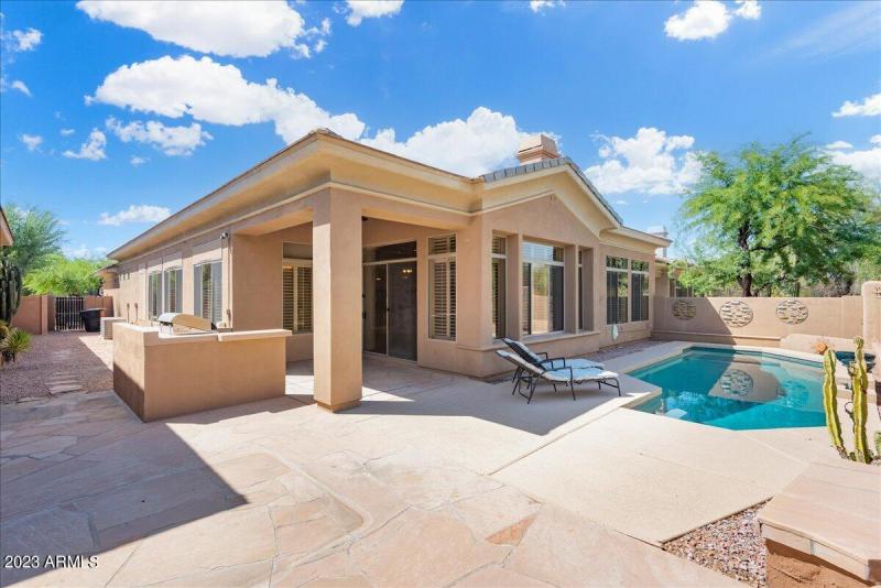 32-8432 E Diamond Rim Dr