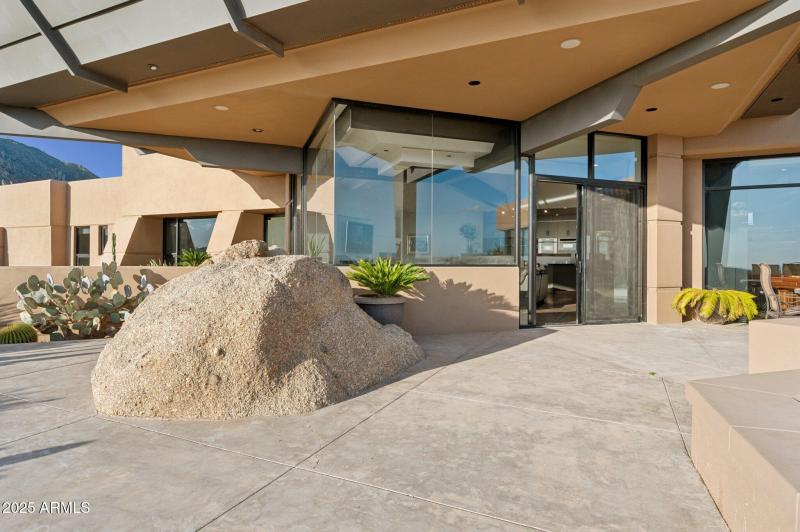 2-web-or-mls-41777-n-111th-pl