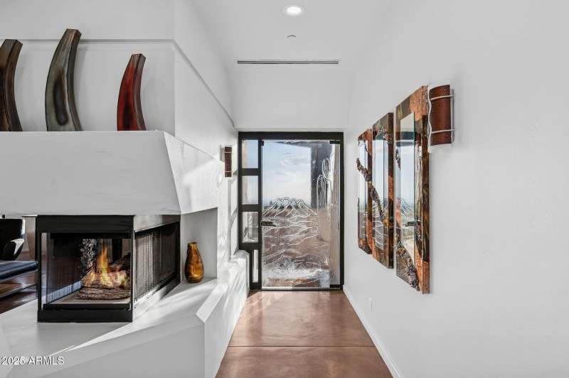 5-web-or-mls-41777-n-111th-pl