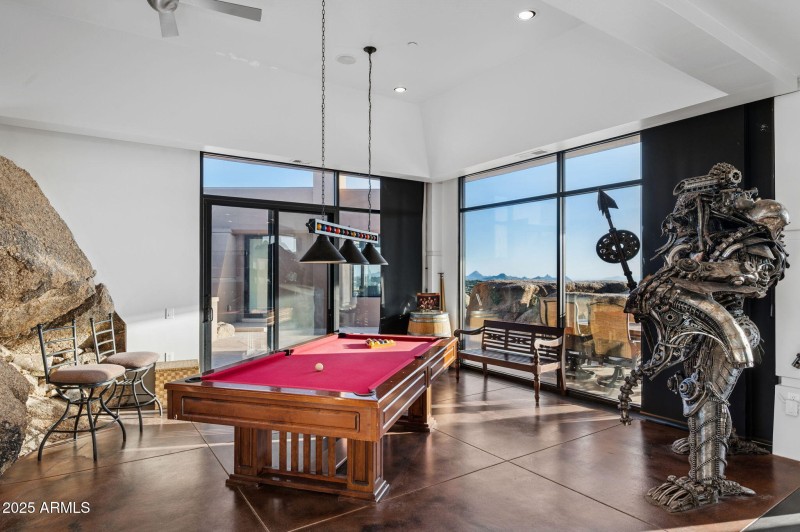 6-web-or-mls-41777-n-111th-pl