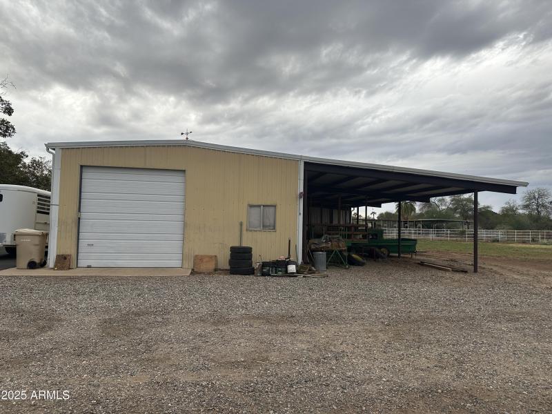 20251009_235928234_iOS