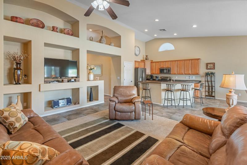 44574 High Desert Trl-15
