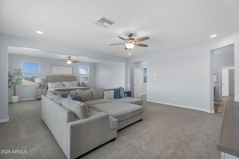 37-web-or-mls-Notting Hill-54