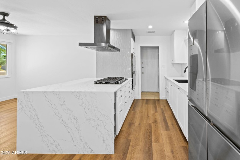 Fully Renovated Kitchen