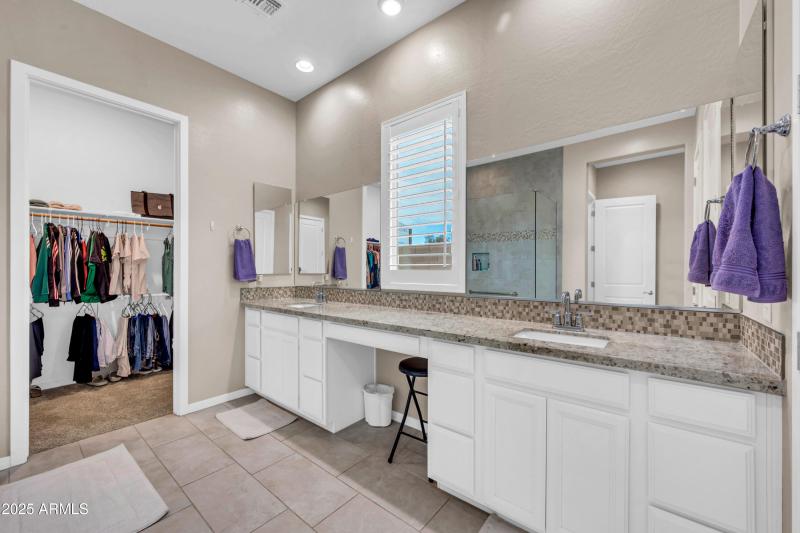 41553 W Springtime Rd-23