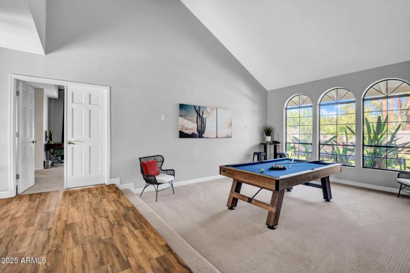 7-web-or-mls-9504 E Sunnyside Dr-7