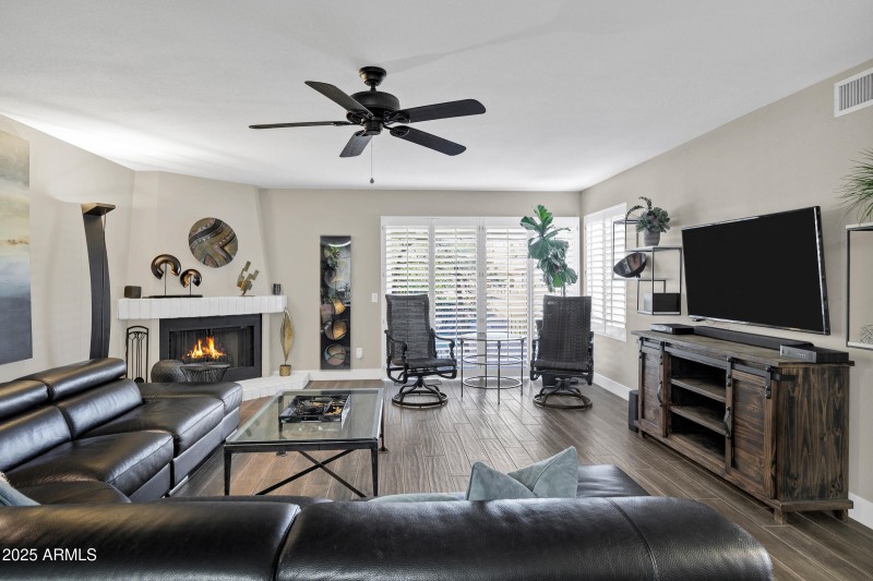 25236 S Mohawk Dr-12