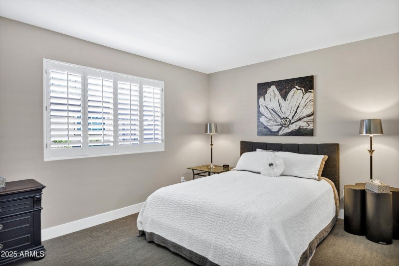 25236 S Mohawk Dr-25