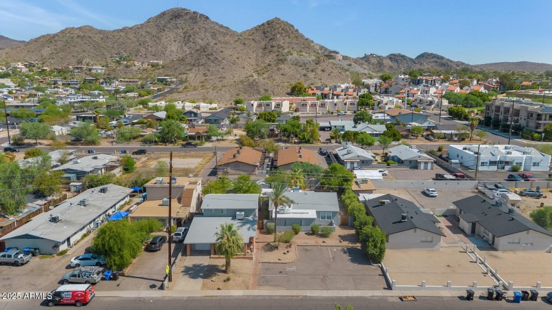 Copy of 316 E Vogel Ave-large-002-002-31