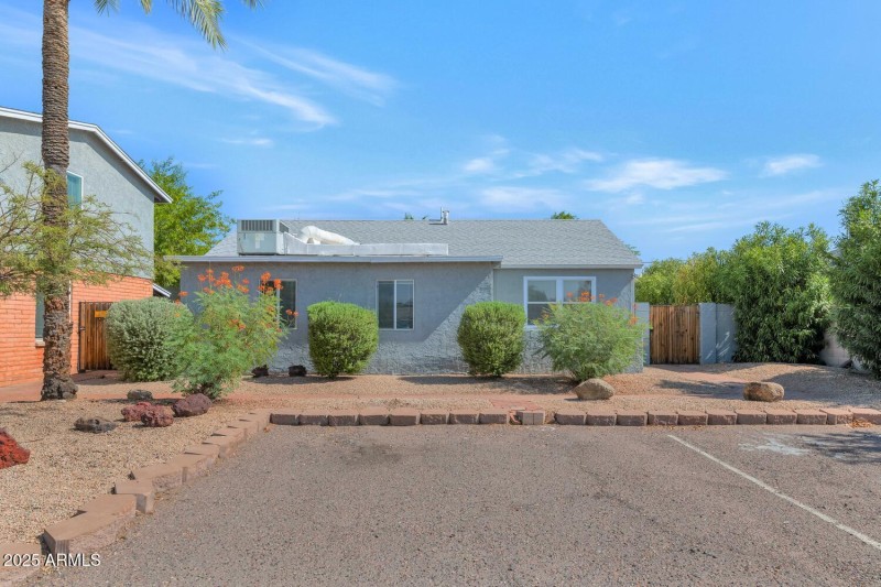 Copy of 316 E Vogel Ave-large-028-054-31