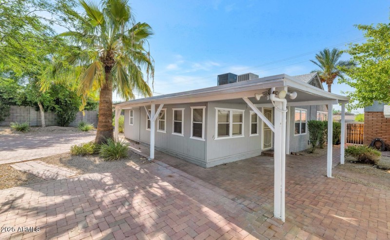 Copy of 316 E Vogel Ave-large-029-030-31