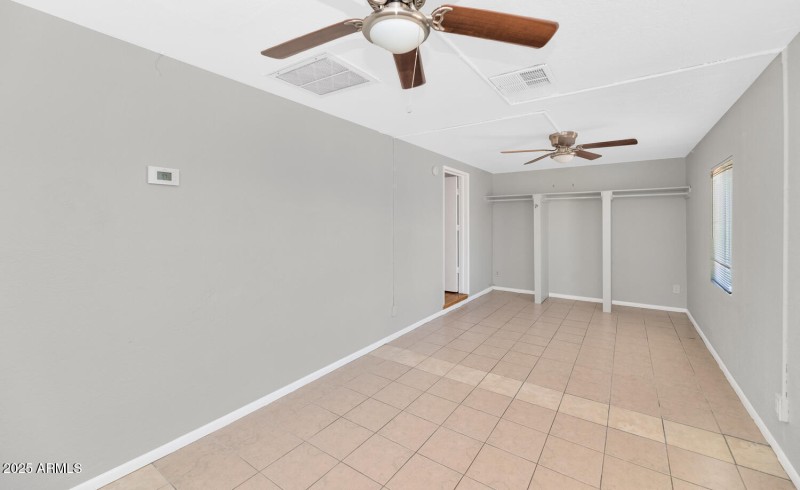 Copy of 316 E Vogel Ave-large-044-062-31