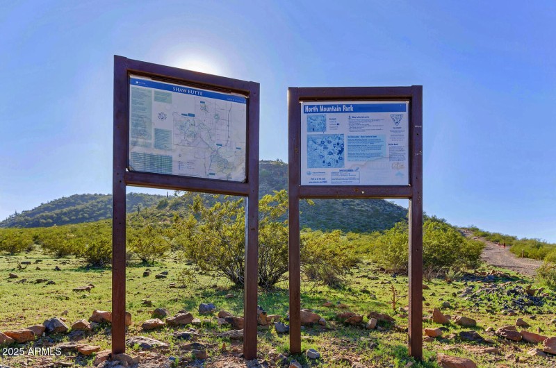 Copy of 316 E Vogel Ave-large-062-010-31