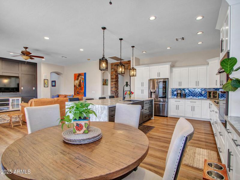 05-breakfast-nook-(3)