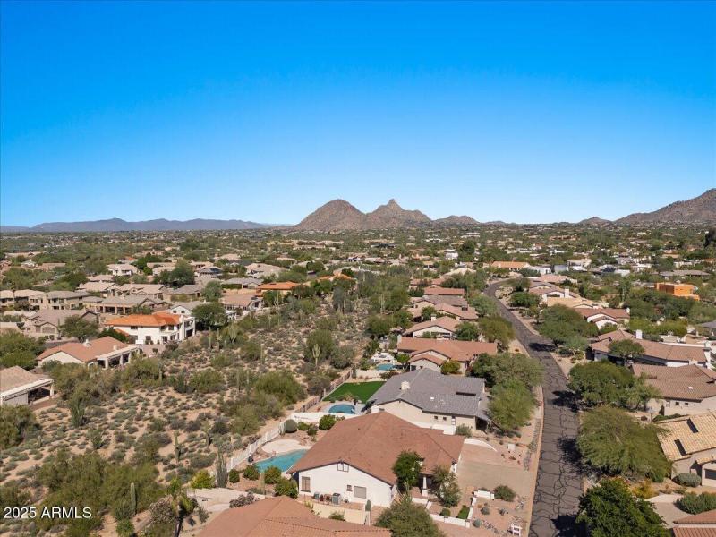 02-Aerial side of home