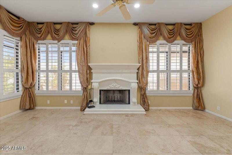 27-Family Room
