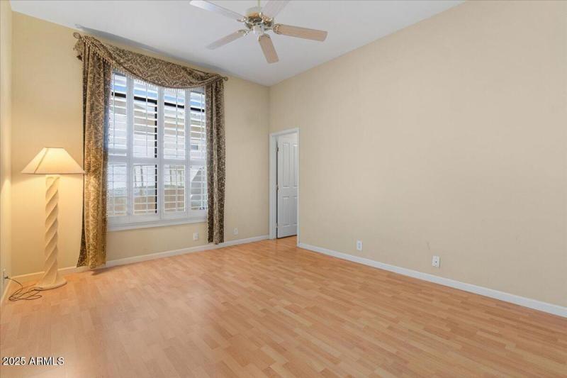 40-Bedroom 3