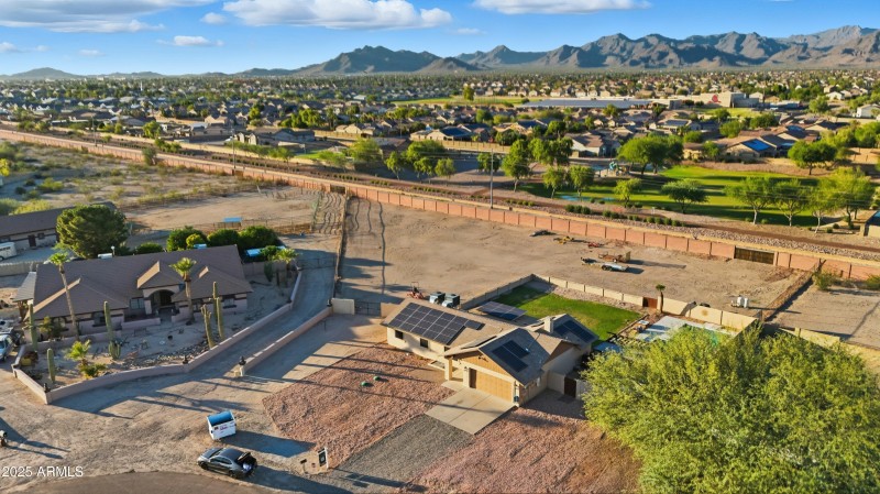Aerials_22038_W_Hilton_Ave8