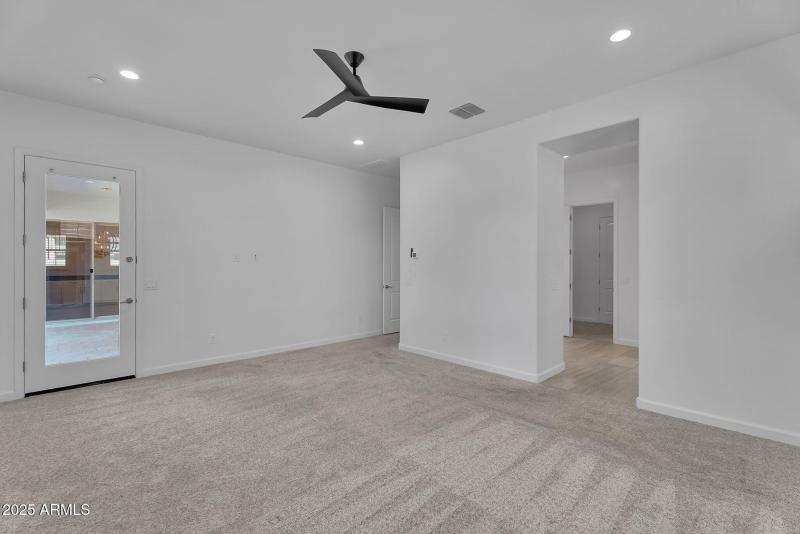 24-web-or-mls-Pinnacle-34