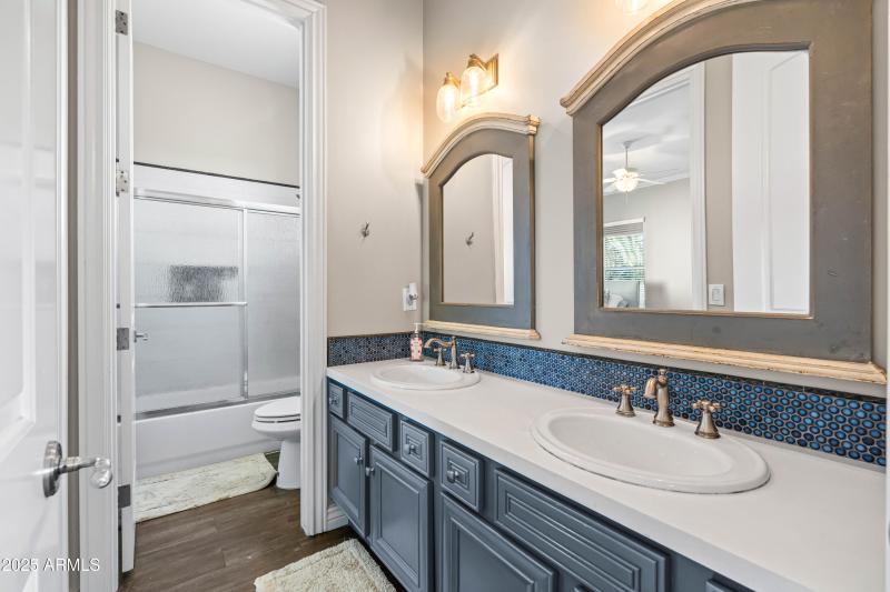 5g guest bathroom