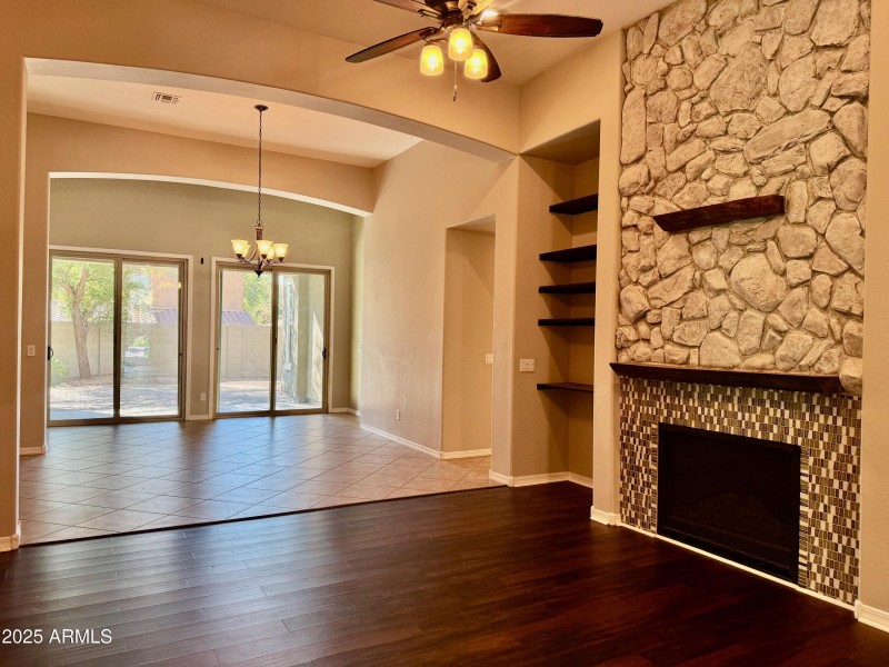 20841 w eastview4