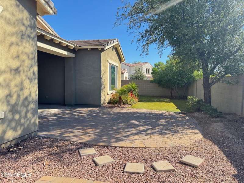 20841 w eastview22