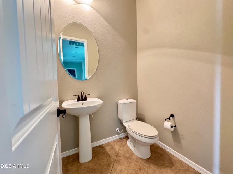 20841 w eastview27