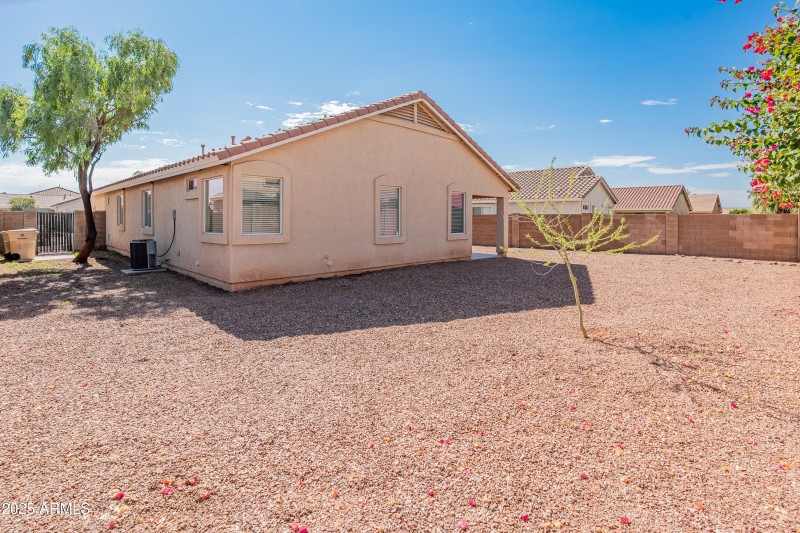 7570 W Nicolet Ave-9