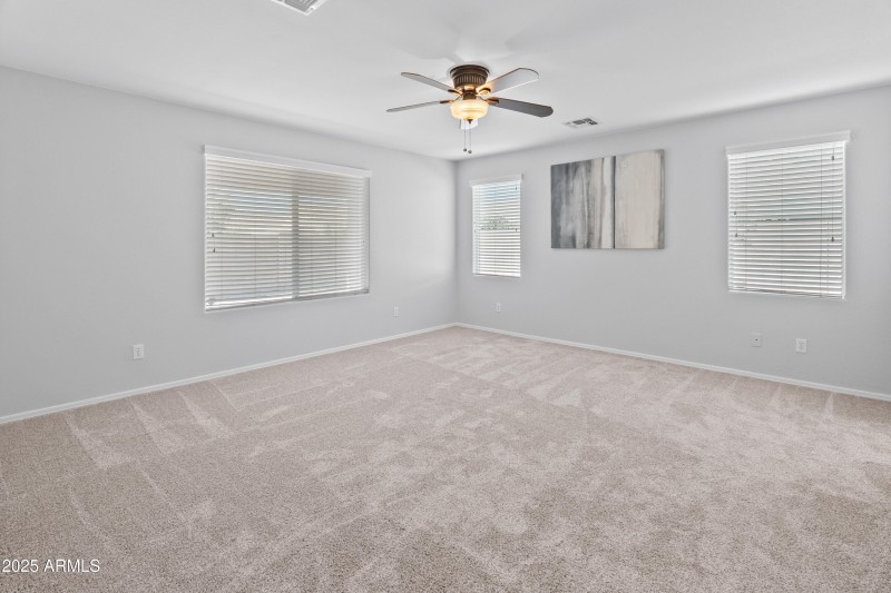 7570 W Nicolet Ave-11