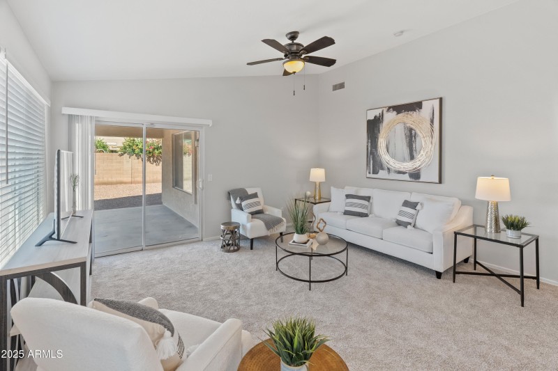 7570 W Nicolet Ave-25