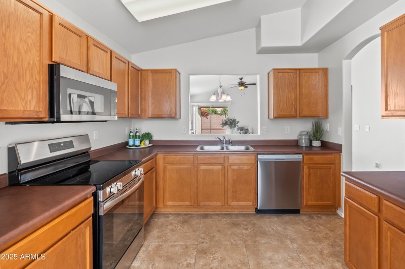 7570 W Nicolet Ave-30