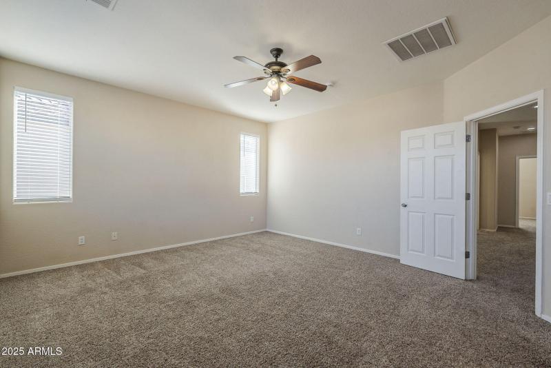 24-web-or-mls-Julian-24