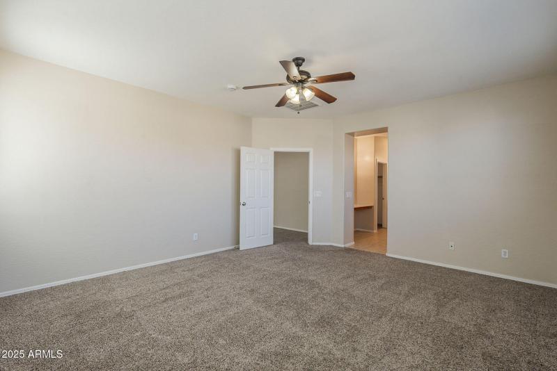 25-web-or-mls-Julian-25