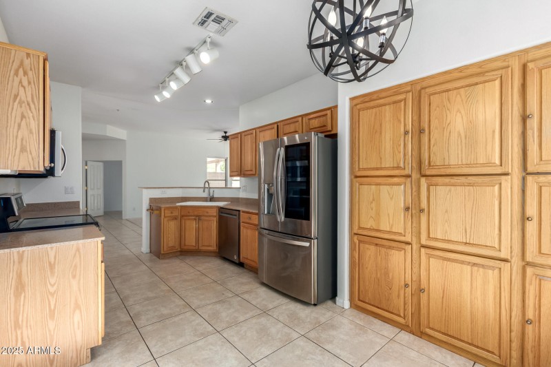 Kitchen and Living Room Connection