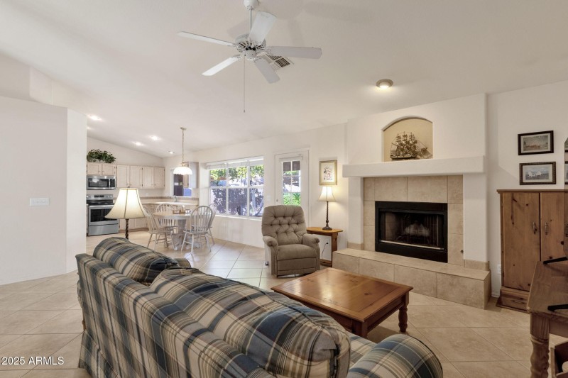 Fireplace & Vaulted Ceilings
