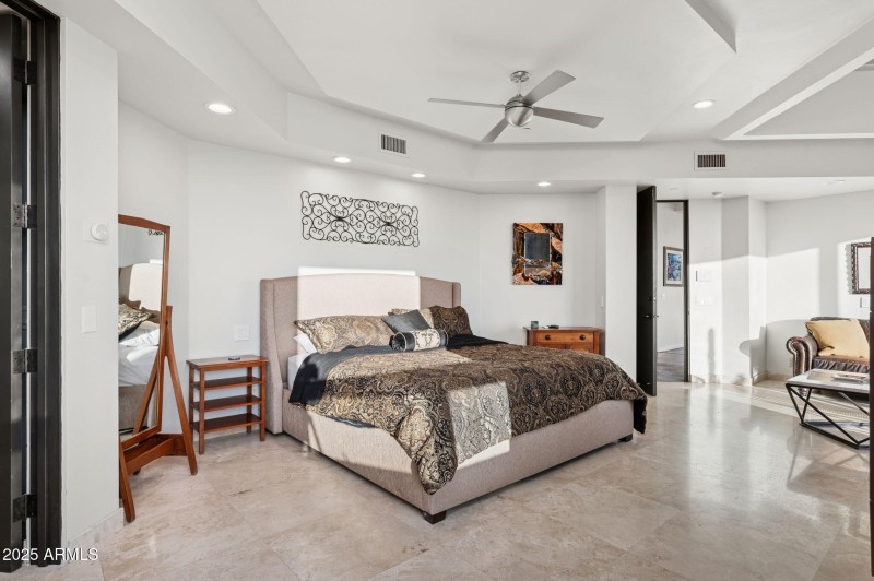 22-web-or-mls-41777-n-111th-pl