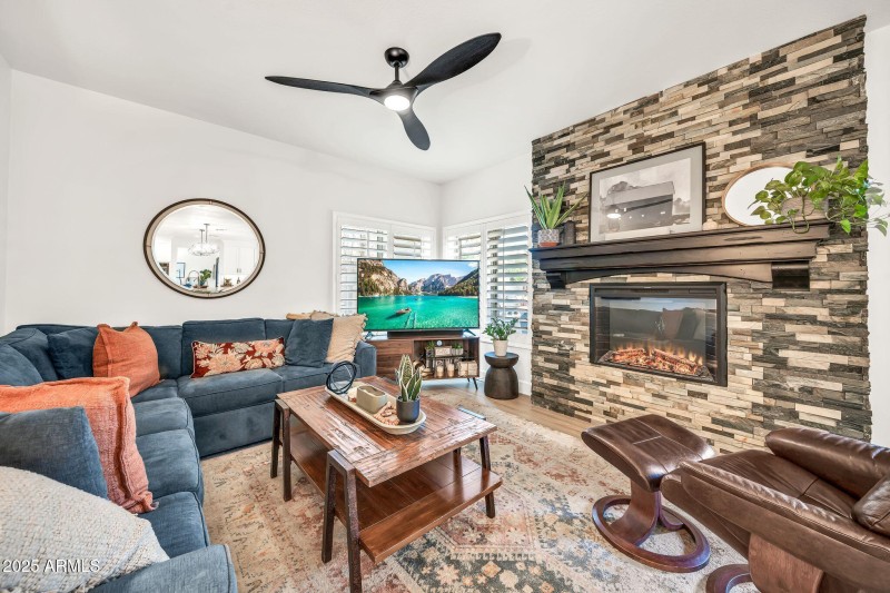 10178 E San Salvador Dr-6