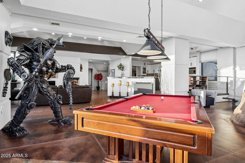 48-web-or-mls-41777-n-111th-pl