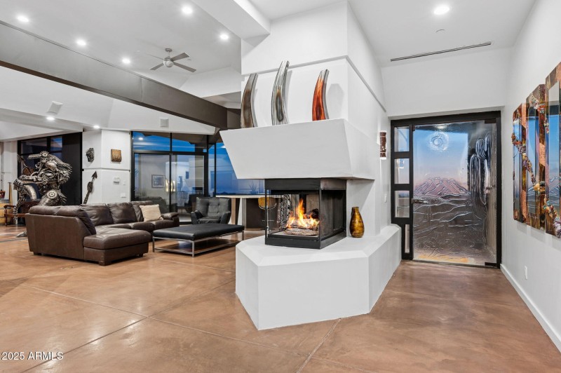 66-web-or-mls-41777-n-111th-pl