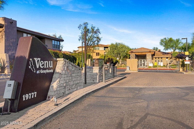 1-web-or-mls-19777-n-76th-st-3146