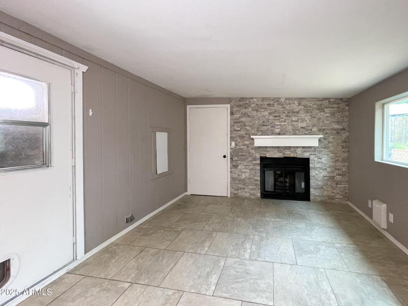 Enclosed Second AZ Room fireplace