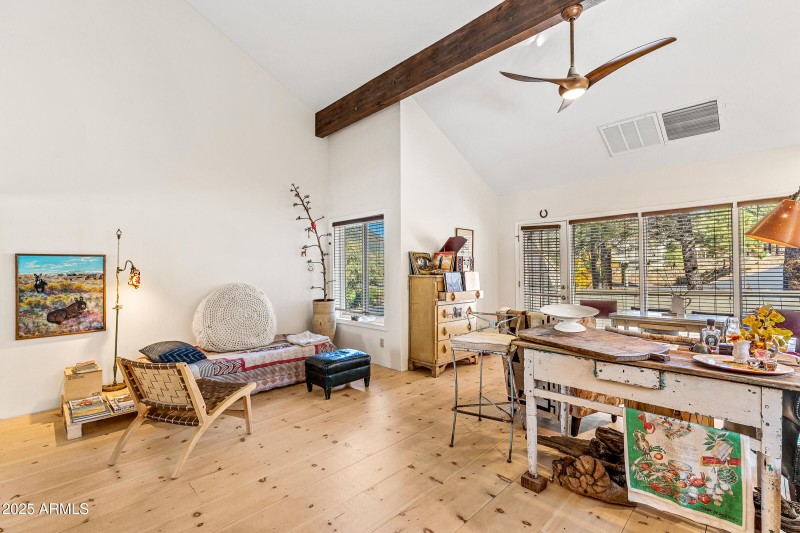 2600 Valley View Dr.114-12