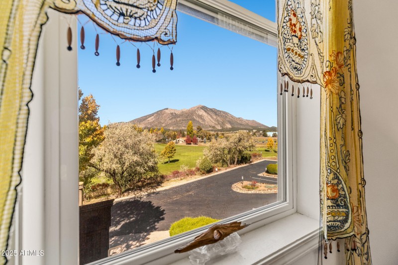 2600 Valley View Dr.114-20