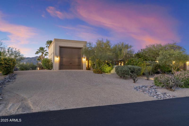 RV Garage alternatively fits 2 more cars