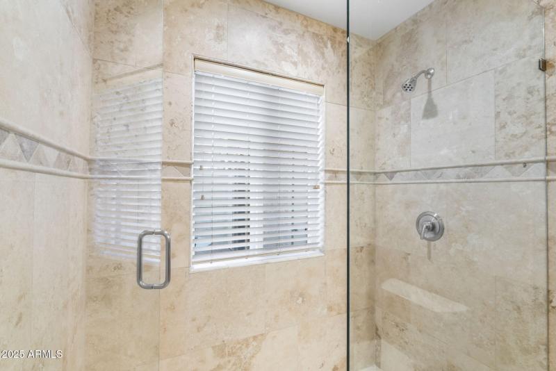 Ensuite Guest Bath 2 of 4