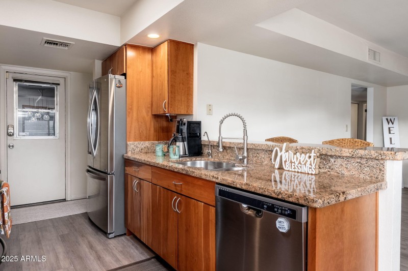 4001 E Cannon Dr - 18