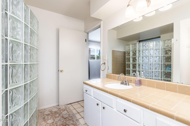 4001 E Cannon Dr - 27