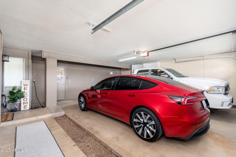 4001 E Cannon Dr - 35