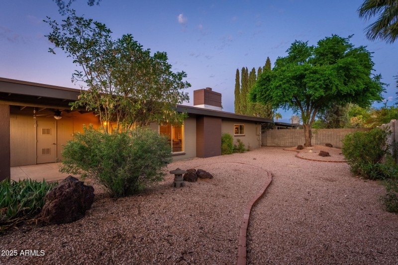 4001 E Cannon Dr - 54