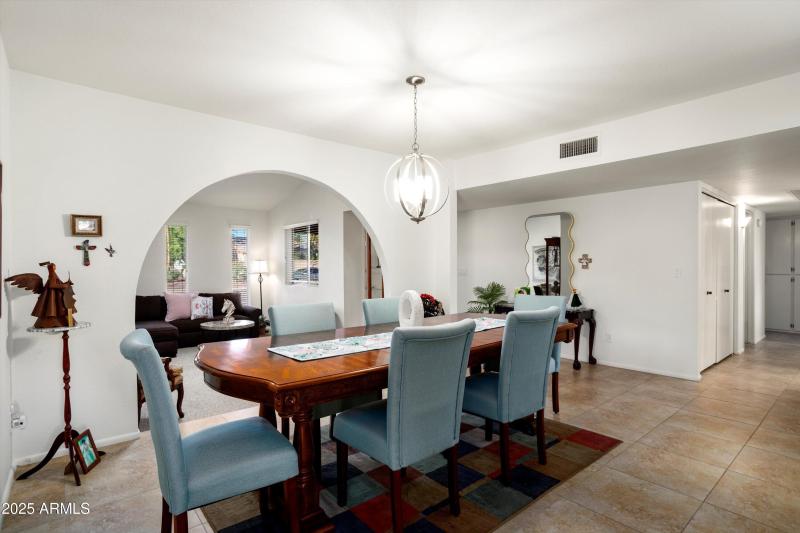 09-5951 W Campo Bello Dr